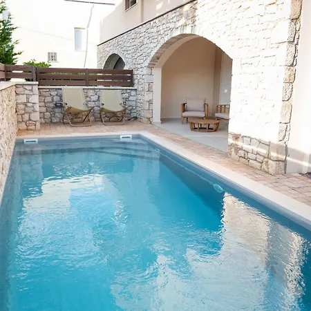 Lydia'S Inn 2 With Private Pool Melission Exterior photo